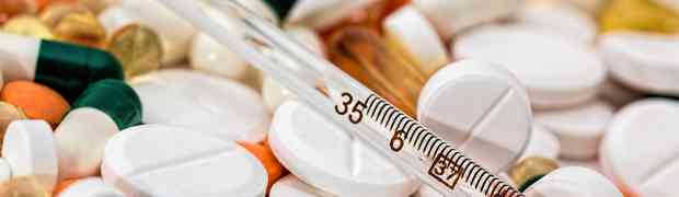 Depression and Fever: Shared and Divergent Molecular Pathways